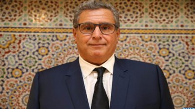 رئيس الحكومة المغربية يصل المنامة لترؤس وفد بلاده أمام القمة العربية الـ 33