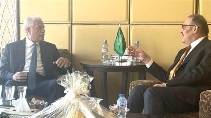 السفير السعودى يستقبل