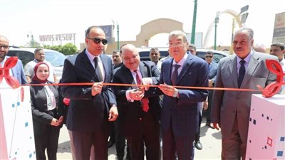محافظ المنيا يفتتح فرعاً لبنك saib بالمحافظة