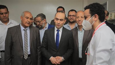 قافلة طبية للكشف على المواطنين وصرف العلاج بالمجان بقرية أولاد يحيى بسوهاج