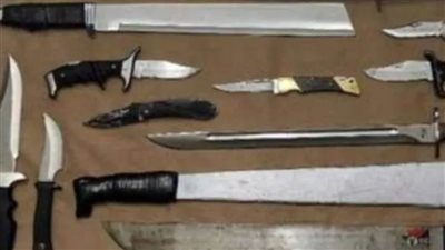 القبض على المتهم بإدارة ورشة لتصنيع الأسلحة البيضاء في بنها