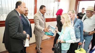 عاجل.. مطار مرسى مطروح الدولي يستقبل أولى رحلات طيران الشارتر القادمة من التشيك