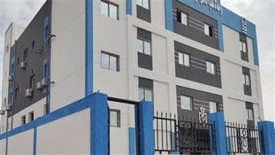 محافظ المنيا يؤكد استمرار تطوير ورفع كفاءة المنشآت الصحية بالمدن والقرى. 