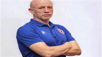 اتحاد الطائرة يقدم مونزو مديرًا فنيًا للفراعنة في مؤتمر صحفي