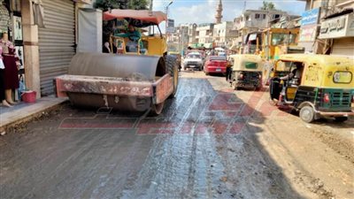 تنفيذ المرحلة الأولى لرصف شارع المحرقة بدسوق بتكلفة 2.9 مليون جنيه
