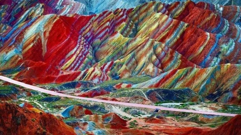 جبال قوس قزح