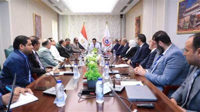 وزير الصحة يتابع تنفيذ «ميكنة منظومة الغسيل الكلوى»