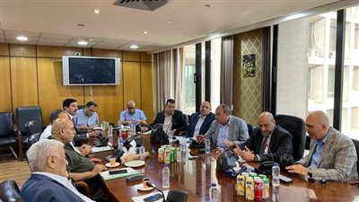 غرفة الصناعات النسيجية تستعد لعقد اجتماع عاجل مع رئيس هيئة التنمية الصناعية لبحث مشاكل القطاع