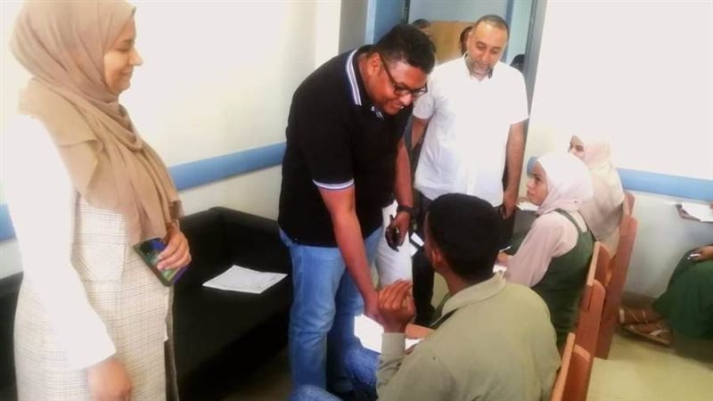 العربي يتفقد اللجان