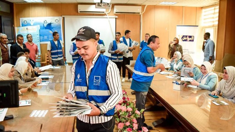 هدايا لطلاب جامعة