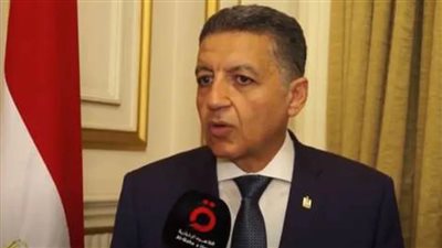 سفير مصر بأثينا يرحب بتبرئة مصريين من تهمة غرق مركب للهجرة