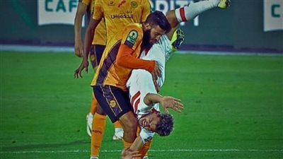 أيمن يونس يفاجئ لاعب نهضة بركان بسبب الروح الرياضية