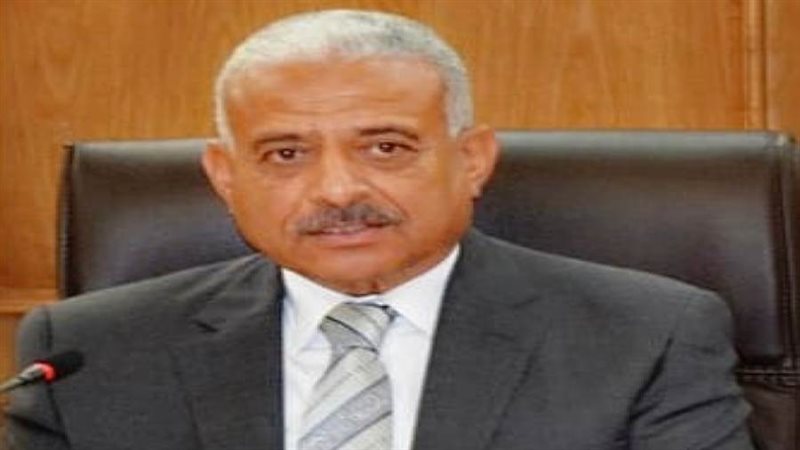 محافظ السويس عبد