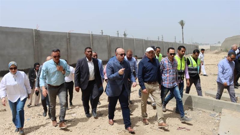 محافظ بنى سويف يتفقد