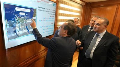 وزير البترول يتابع الموقف التشغيلي للشبكة القومية للغاز الطبيعي