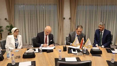 تعاون بين جامعة عين شمس ومجمع الإصدارات المؤمنة والذكية