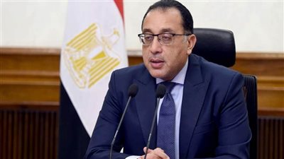 رئيس الوزراء يترأس اجتماع 