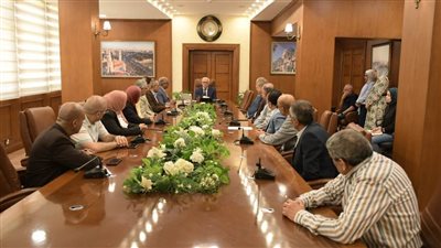 محافظ بورسعيد يوجه وكيل التعليم بتنفيذ مقترحات الكنترول: تحقق نجاحات جديدة