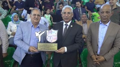 رئيس جامعة المنيا يشهد حفل ختام الأنشطة الرياضية بكلية التربية الرياضية