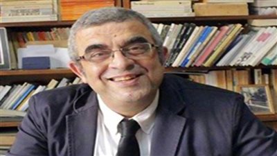 د. إيهاب الخراط: مكتبة والدي وجهت مستقبلي