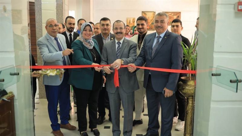 افتتاح المعرض