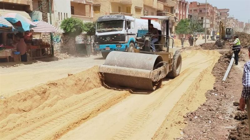 جانب من أعمال الرصف