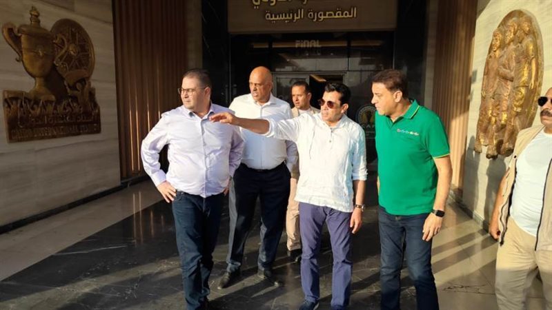 د. أشرف صبحى