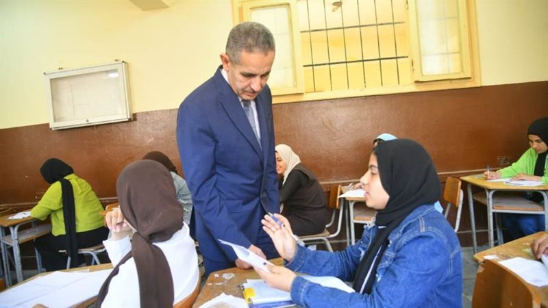 محافظ الغربية خلال