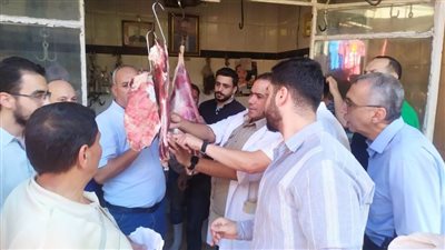 بالصور.. حملة تفتيشية على المحلات والمطاعم والمخابز السياحية في كفر الزيات