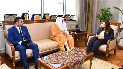 وزيرة الهجرة والسفير السعودي بالقاهرة يبحثان ملفات التعاون المشترك