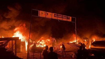 مجلس حكماء المسلمين يدين بشدة استهداف الاحتلال الإسرائيلي خيام النازحين في مدينة رفح