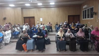 تضامن الوادي الجديد تسلم تأشيرات وتذاكر السفر لـ90 من حجاج الجمعيات