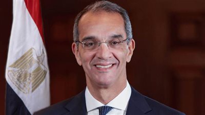 وزير الاتصالات يغادر إلى سنغافورة للمشاركة في فعاليات 