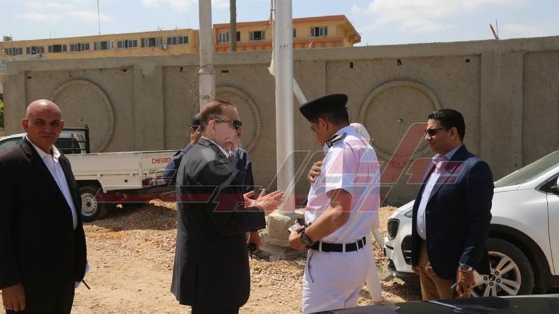 جولة المحافظ