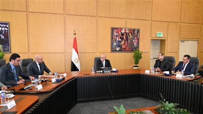 وزير الإسكان: خطة لتعظيم دور الهيئة العامة للتنمية السياحية 