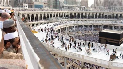 السلطات السعودية تحذر من نقل أو إيواء مخالفي أنظمة الحج