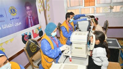 بالصور.. محافظ الغربية: إجراء 90 عملية عيون ضمن مبادرة 