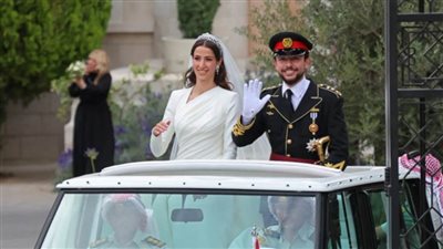 الصورة الرسمية الأولى للأميرة رجوة الحسين خلال فترة الحمل