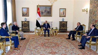 زعيم الأقلية بـ