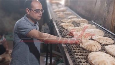 مراجعة حصص الدقيق ومطابقة الأوزان وجودة رغيف الخبز بكفر الشيخ