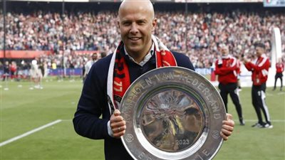 رسميًا.. ليفربول يعلن بدء «سلوت» مهام عمله خلفا لـ«كلوب»