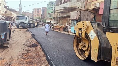 محافظ أسيوط: تطوير مدينة منفلوط برصف 7 شوارع رئيسية ودهان البلورات وتركيب بلاط الإنترلوك