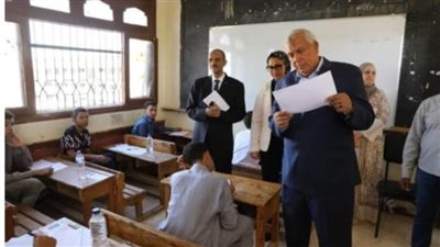 انتظام امتحانات الثانوية الأزهرية بــ5 لجان بالوادي الجديد في أول أيام انطلاقه