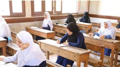 تباين آراء طلاب الشهادة الثانوية الأزهرية بالشرقية عقب أداء امتحان 