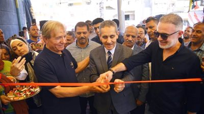 بالصور.. محافظ الغربية يفتتح منفذًا لبيع اللحوم بأسعار مخفضة بسبرباي في طنطا