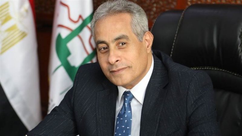 الوزير حسن شحاتة