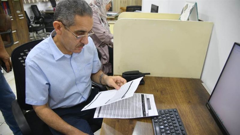 محافظ الغربية خلال