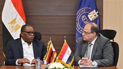 اليوم.. رئيس هيئة الدواء المصرية يستقبل وزير صحة زيمبابوي