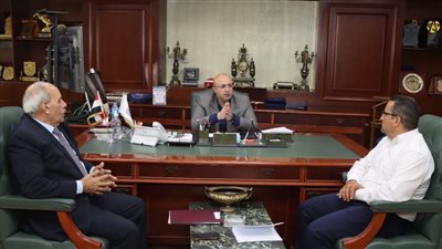 فرع جديد للشركة المصرية واستعدادات المجمعات الاستهلاكية لعيد الأضحى ببني سويف