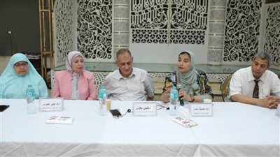 جامعة قناة السويس تعقد ندوة توعوية موسعة حول الآثار السلبية للتدخين وطرق الإقلاع عنه